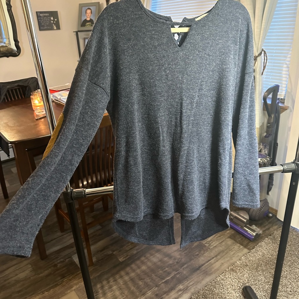 Long sleeve top